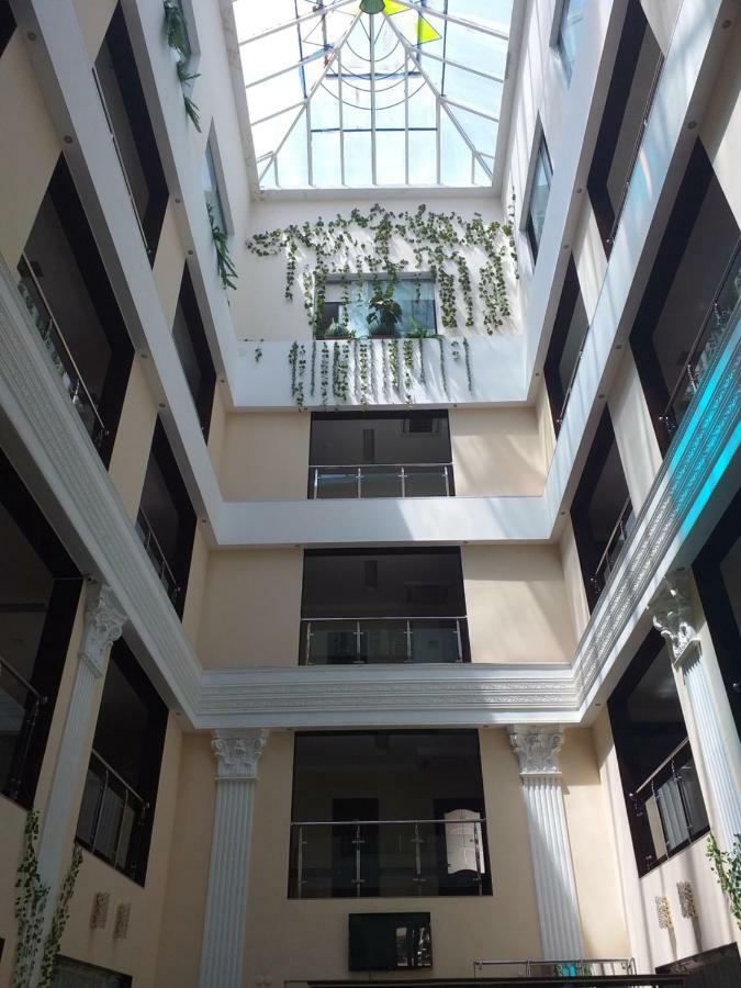 Seoul Hotel Шымкент Экстерьер фото