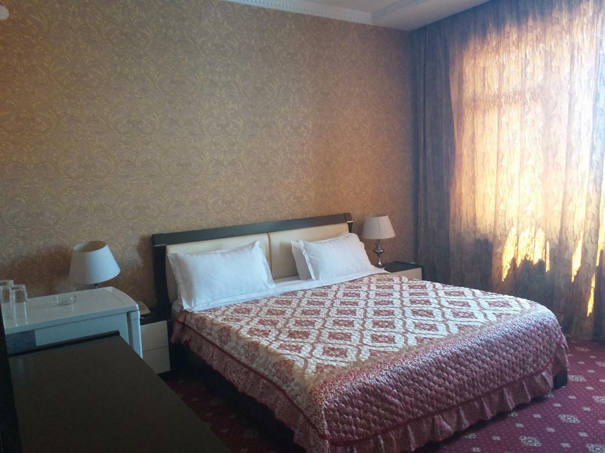 Seoul Hotel Шымкент Экстерьер фото