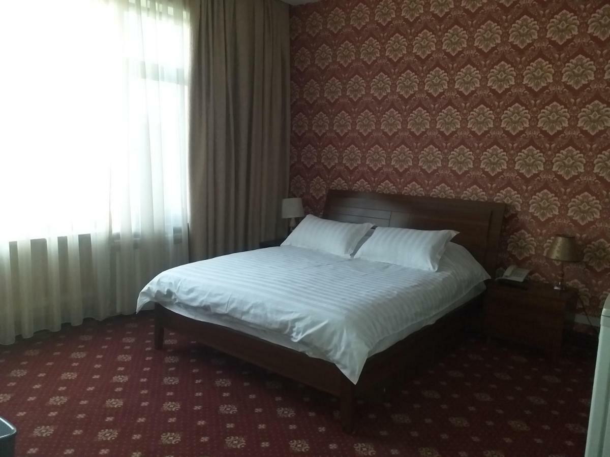 Seoul Hotel Шымкент Экстерьер фото