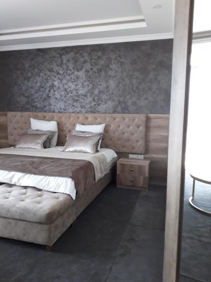 Seoul Hotel Шымкент Экстерьер фото